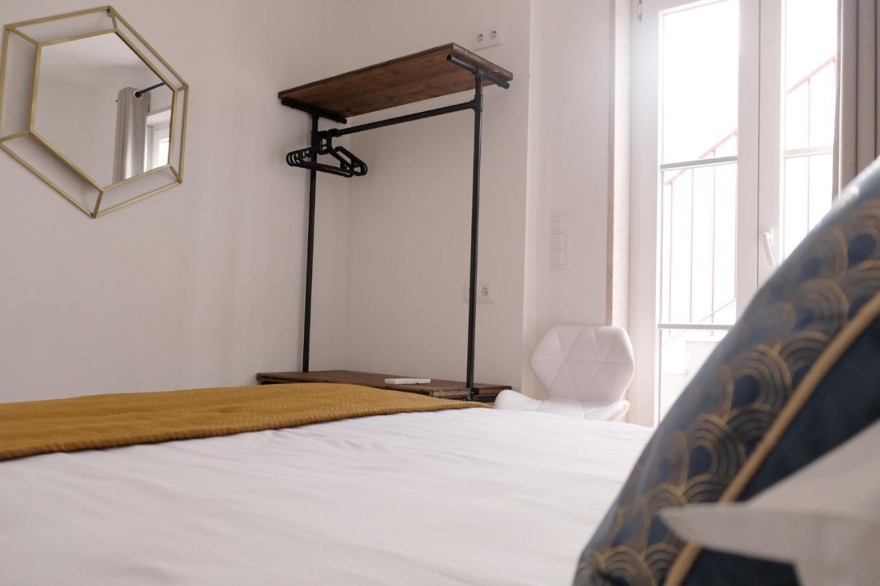 Lisbon Poets Inn Екстериор снимка